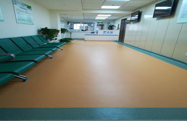 华艺弹性地板——医院地面环境的维护者