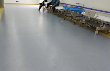 华艺弹性地板——抑菌抗污更强劲
